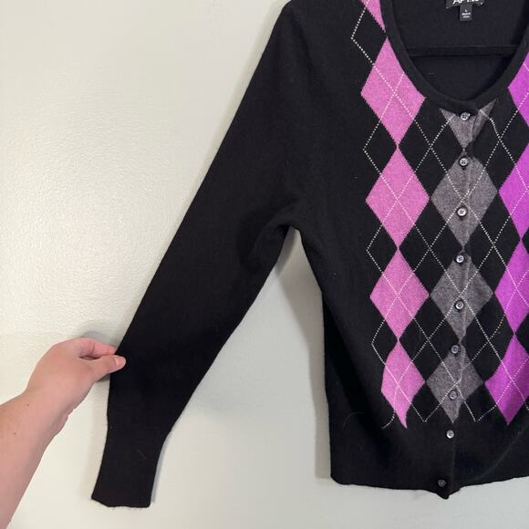 APT 9 Cardigan Womens L Cashmere Diamond Argyle Button Up Cozy Sweater Black - Picture 3 of 7